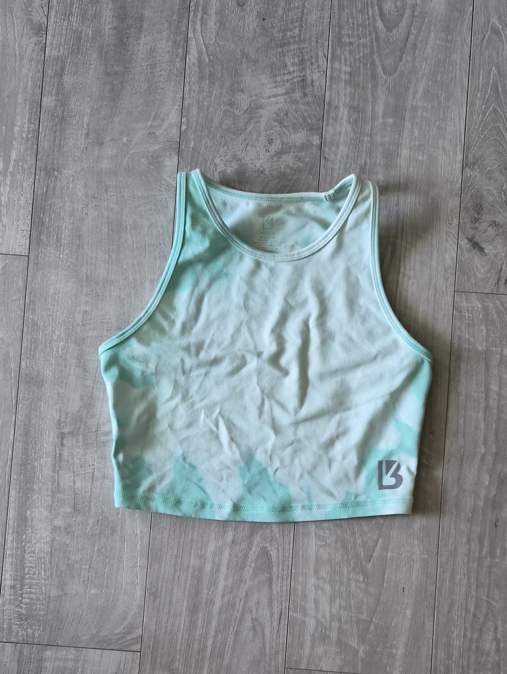 BuffBunny Mint Bleached Green Cropped Tank Top Medium